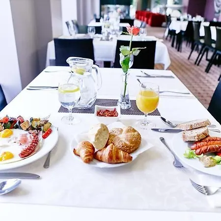 Best Western Roca 3*